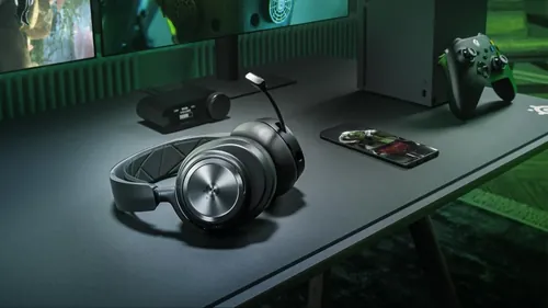 SteelSeries Arctis Nova Pro无线游戏耳机