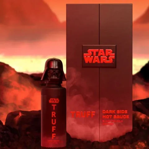 星球大战暗黑面辣酱瓶身设计